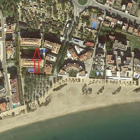 Apartamento En Primera Linea De Mar Roses Dış mekan fotoğraf