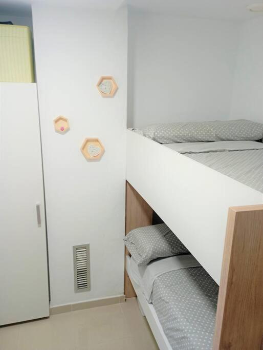 Apartamento En Primera Linea De Mar Roses Dış mekan fotoğraf
