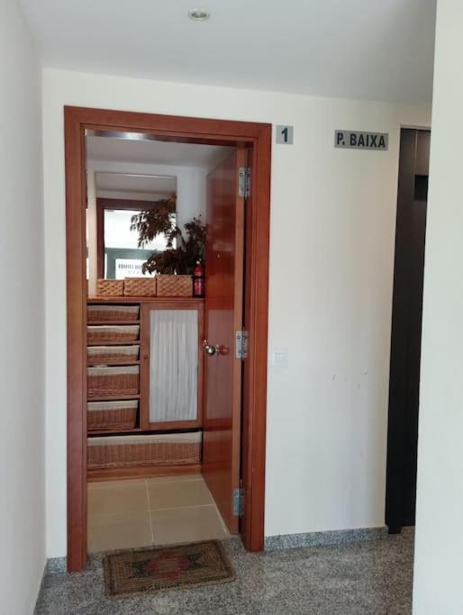 Apartamento En Primera Linea De Mar Roses Dış mekan fotoğraf